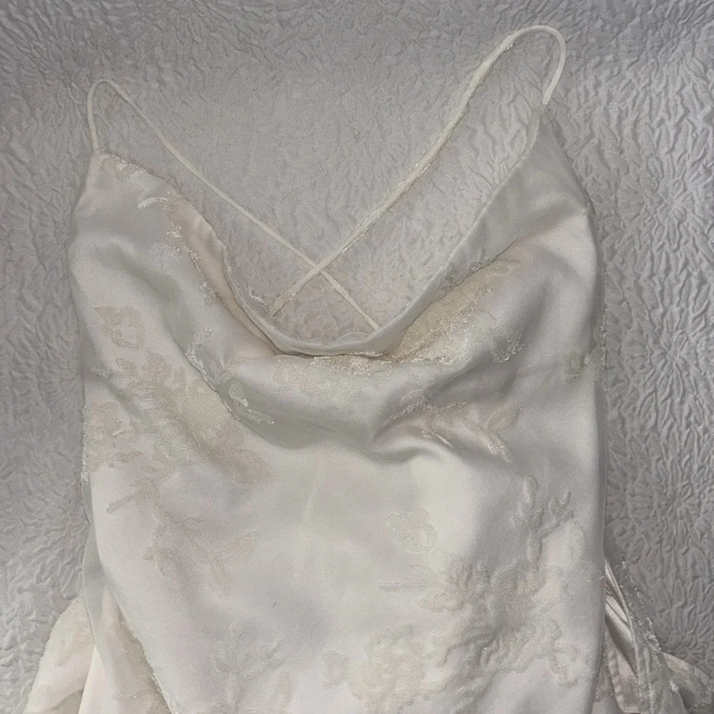 Meshki ERIKA Burnout Velvet Maxi Dress NWOT - Picture 4 of 10